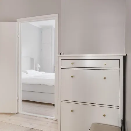 Renovated Nordic 4min To Center 100m Metro